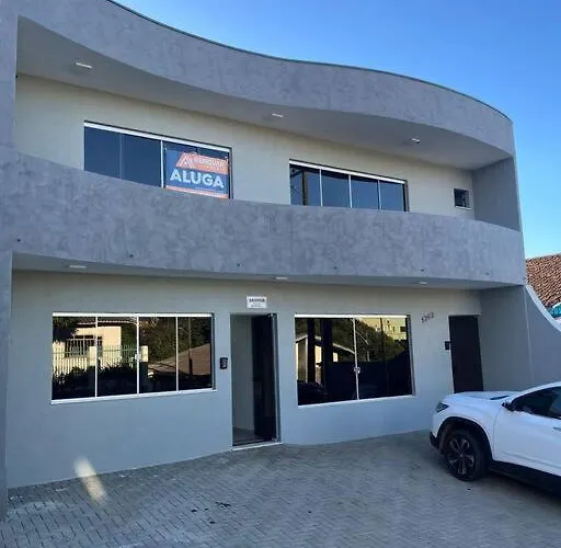 Lou Suites - Suite 04