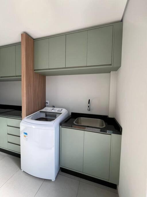 Lou - 04 Apartamento *